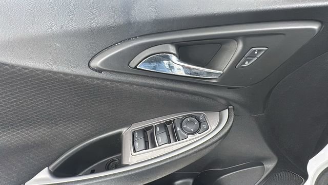 Used 2024 Chevrolet Malibu LT FWD image 17