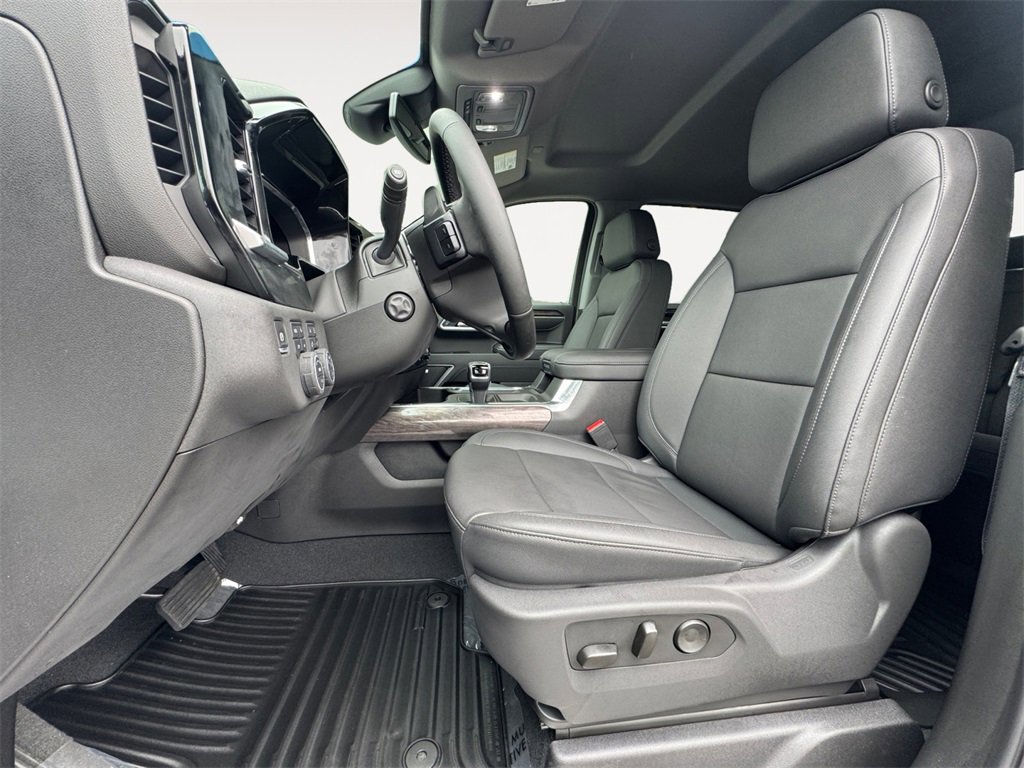 New 2025 Chevrolet Silverado 1500 LTZ image 9