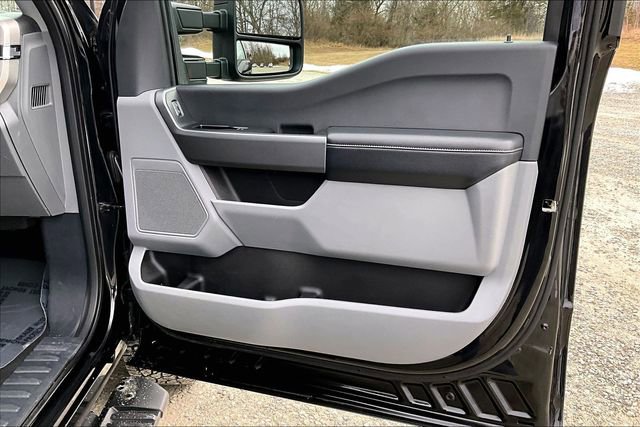 Used 2025 Ford F250 XLT image 24