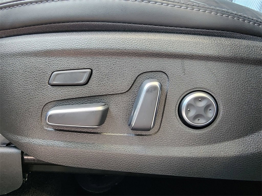 Used 2023 Hyundai Santa Fe Calligraphy image 16