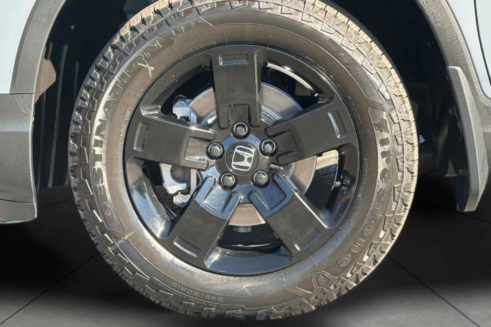 New 2026 Honda Ridgeline Black Edition image 11