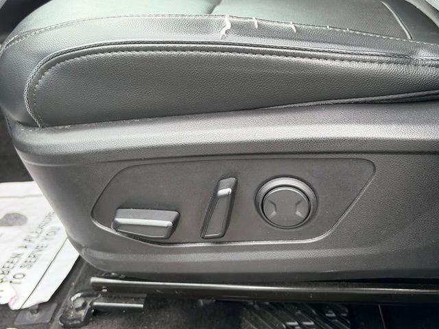 Used 2023 Hyundai Tucson Limited AWD/4WD image 16