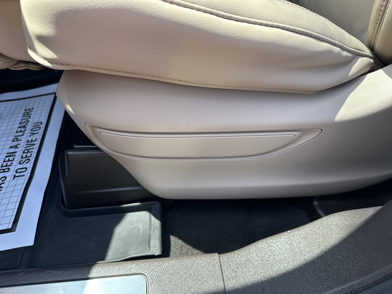 Used 2023 Lincoln Aviator Reserve w/ Equipment Group 201A AWD/4WD image 14