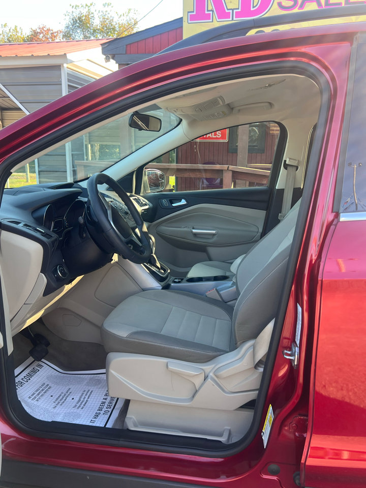 Used 2013 Ford Escape SE image 6