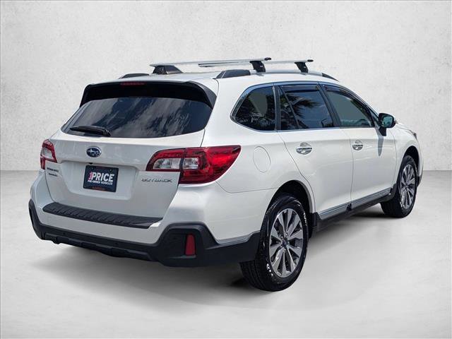 Used 2018 Subaru Outback 2.5i Touring w/ Popular Package #3 AWD/4WD image 5