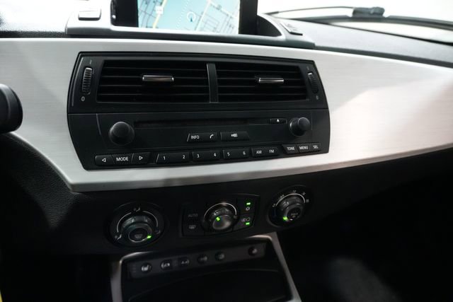 Used 2007 BMW Z4 3.0i image 25