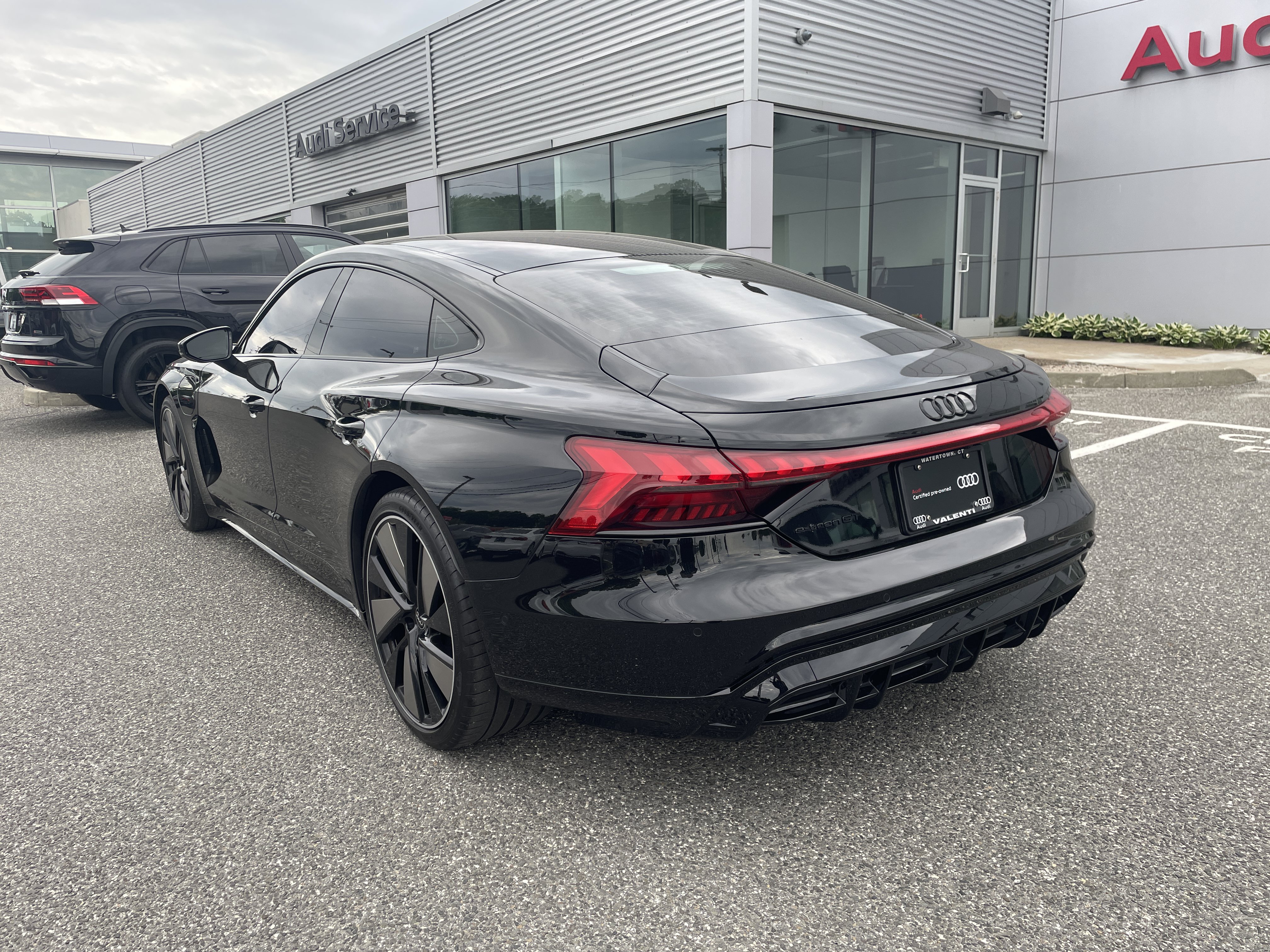 Certified 2024 Audi e-tron GT Prestige w/ Prestige Package AWD/4WD image 6