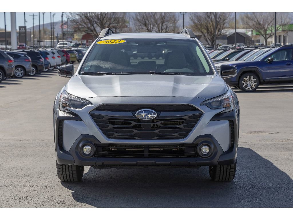 Used 2023 Subaru Outback Premium AWD/4WD image 8