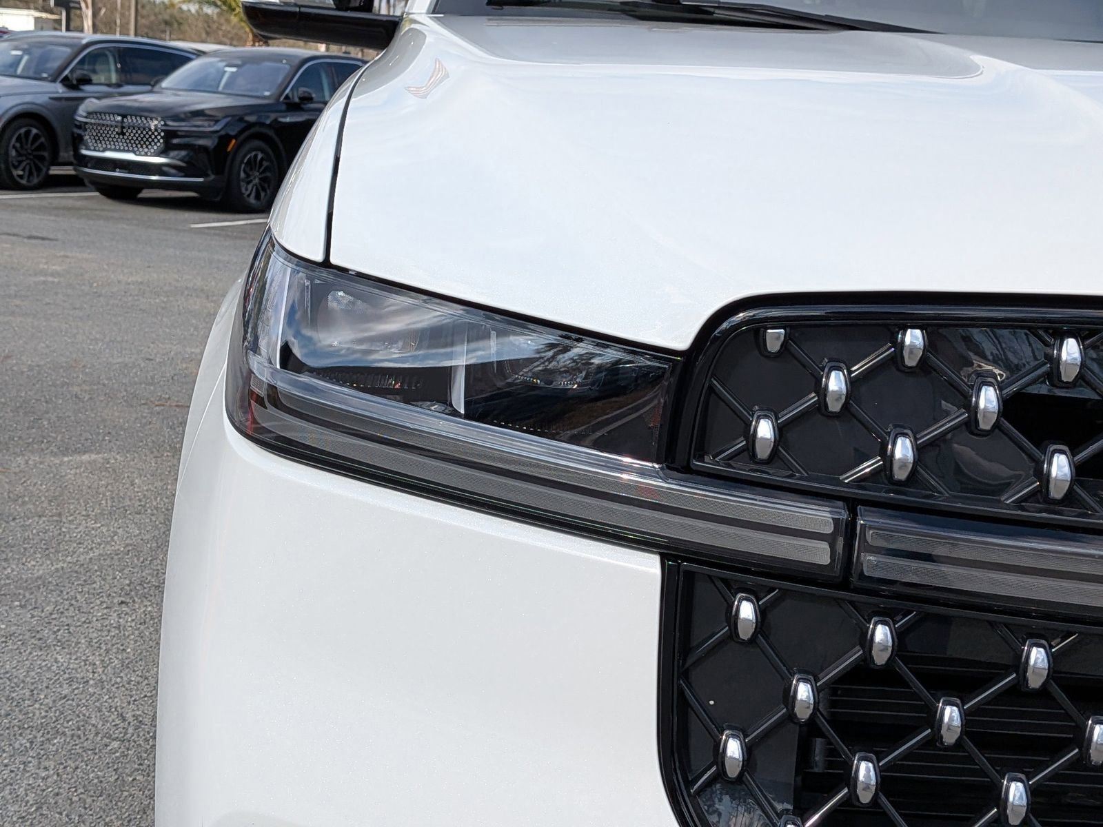 Used 2025 Lincoln Navigator L Black Label image 12