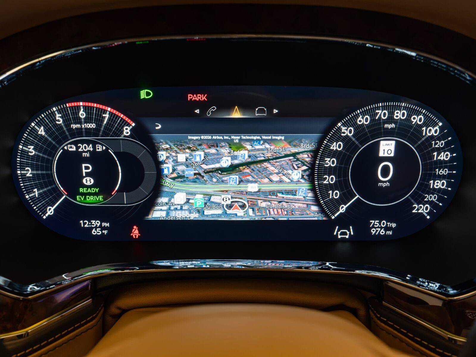 Used 2025 Bentley Flying Spur Plug-In Hybrid AWD/4WD image 13