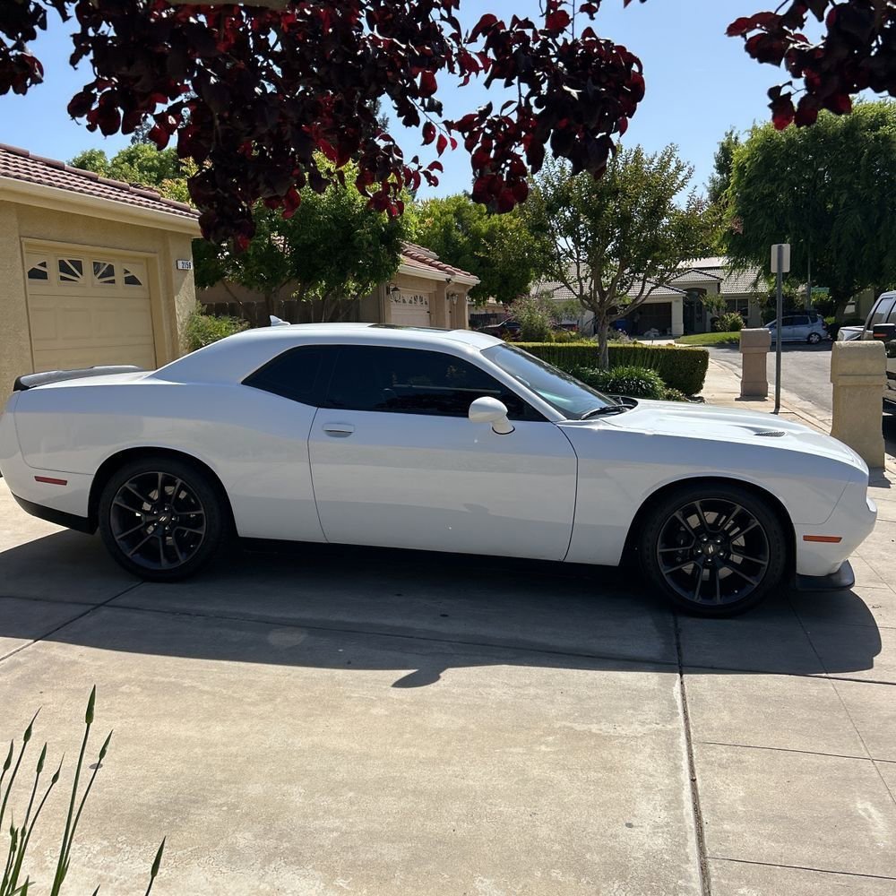 Used 2020 Dodge Challenger R/T Scat Pack w/ Plus Package RWD image 3