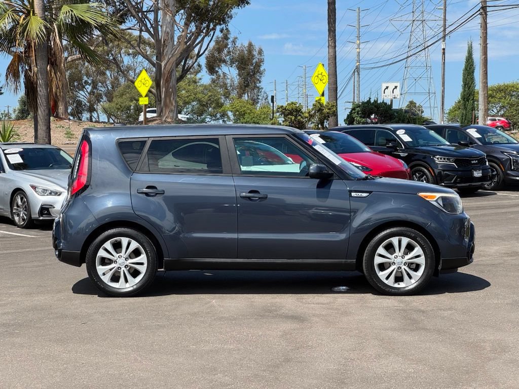 Used 2016 Kia Soul + FWD image 31