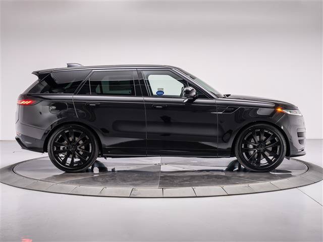 New 2027 Land Rover Range Rover Sport Dynamic SE AWD/4WD image 6