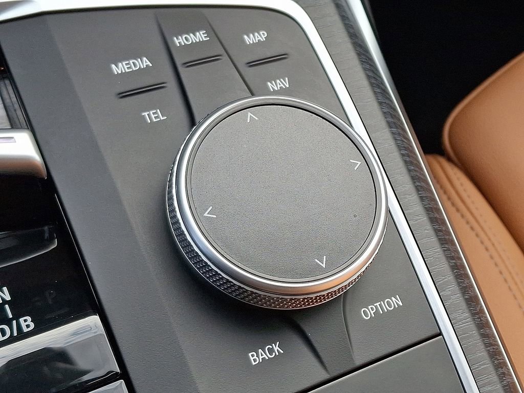 Used 2025 BMW i4 xDrive40i w/ Premium Package image 25