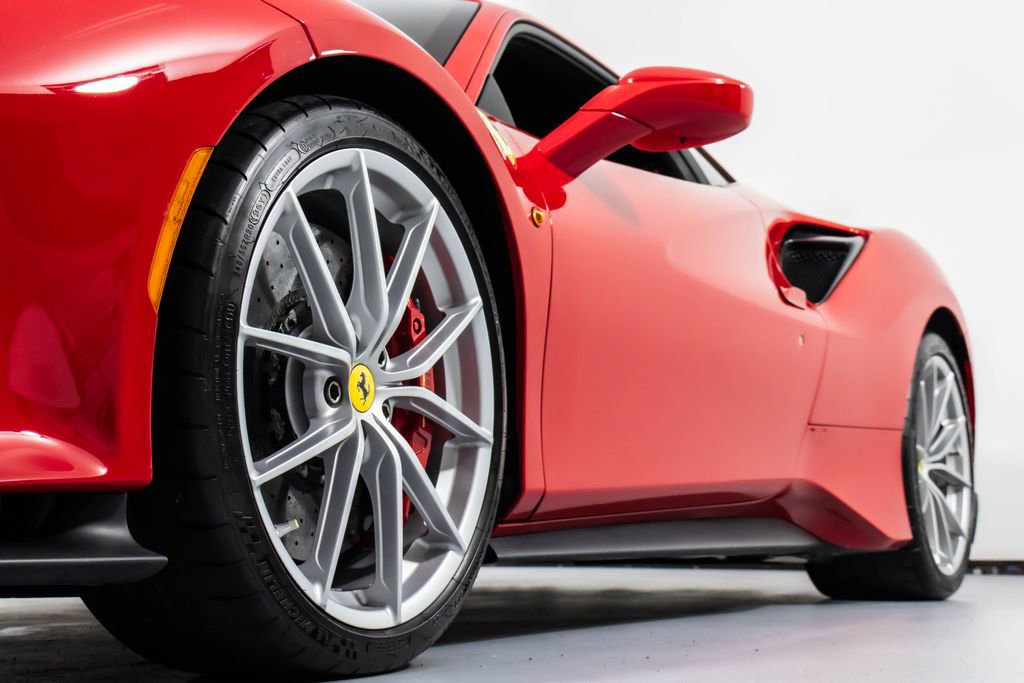 Used 2019 Ferrari 488 Pista Coupe image 18
