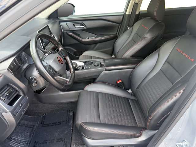 Used 2026 Nissan Rogue SV AWD/4WD image 10