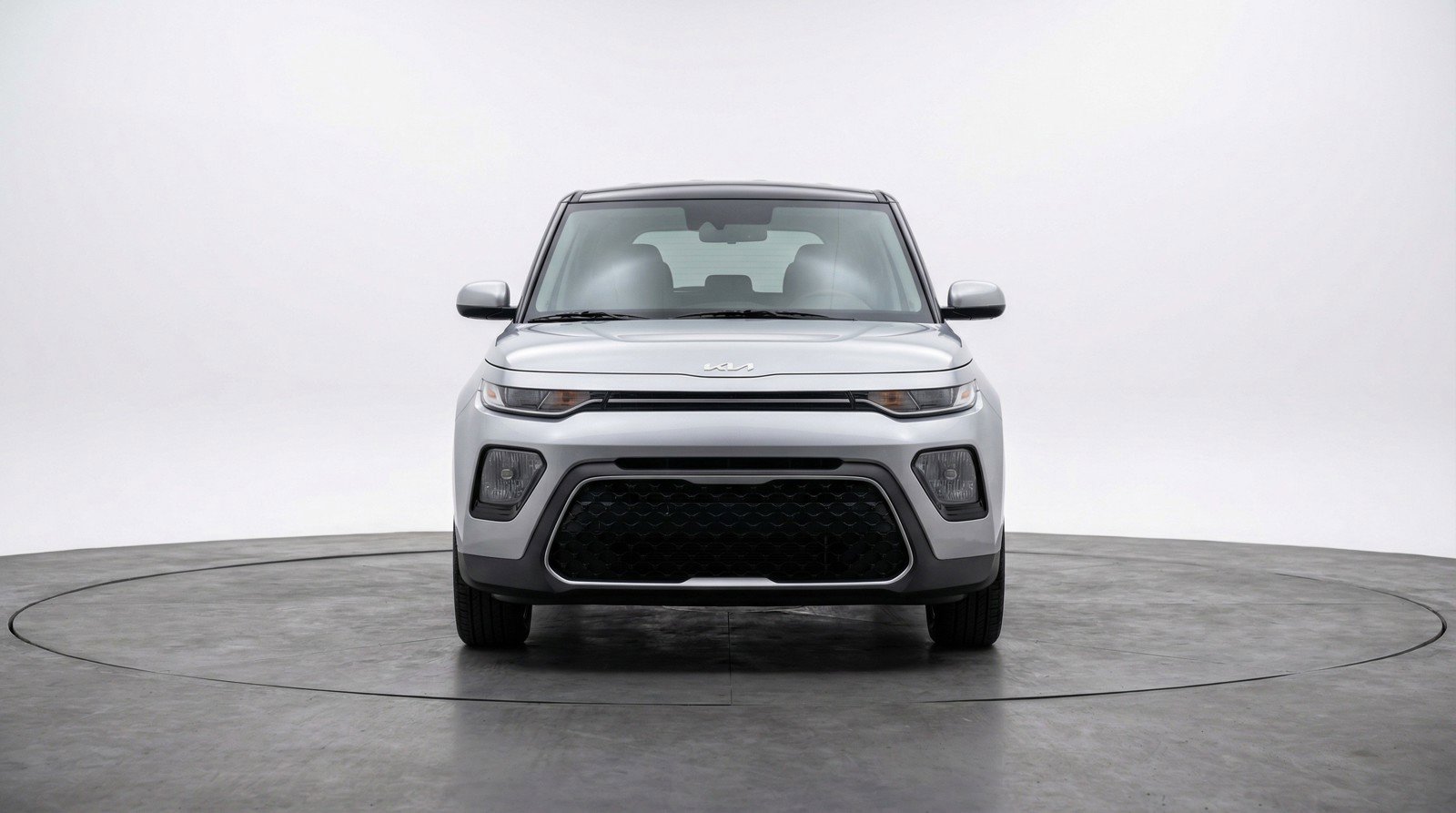 Used 2025 Kia Soul LX w/ LX Technology Package FWD image 2