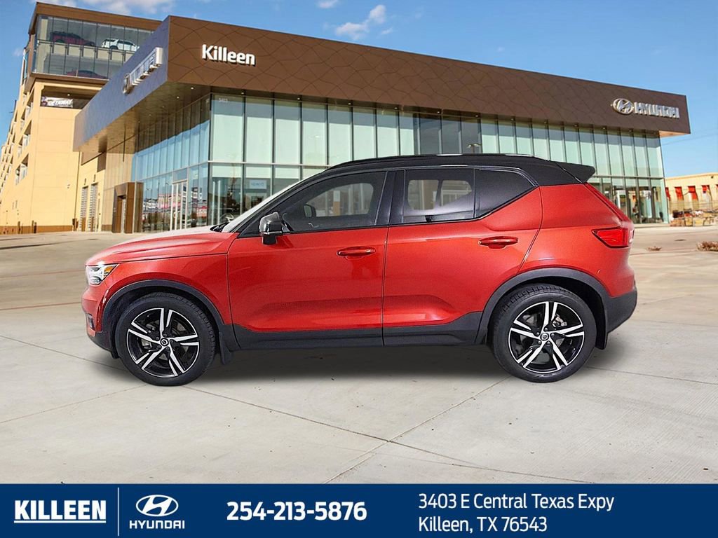 Used 2019 Volvo XC40 T5 R-Design AWD/4WD image 4