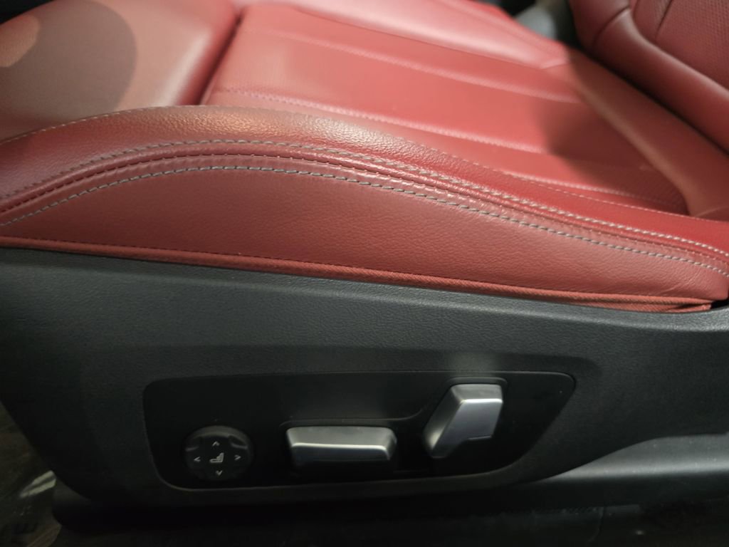 Certified 2023 BMW 430i xDrive Convertible w/ M Sport Package image 28