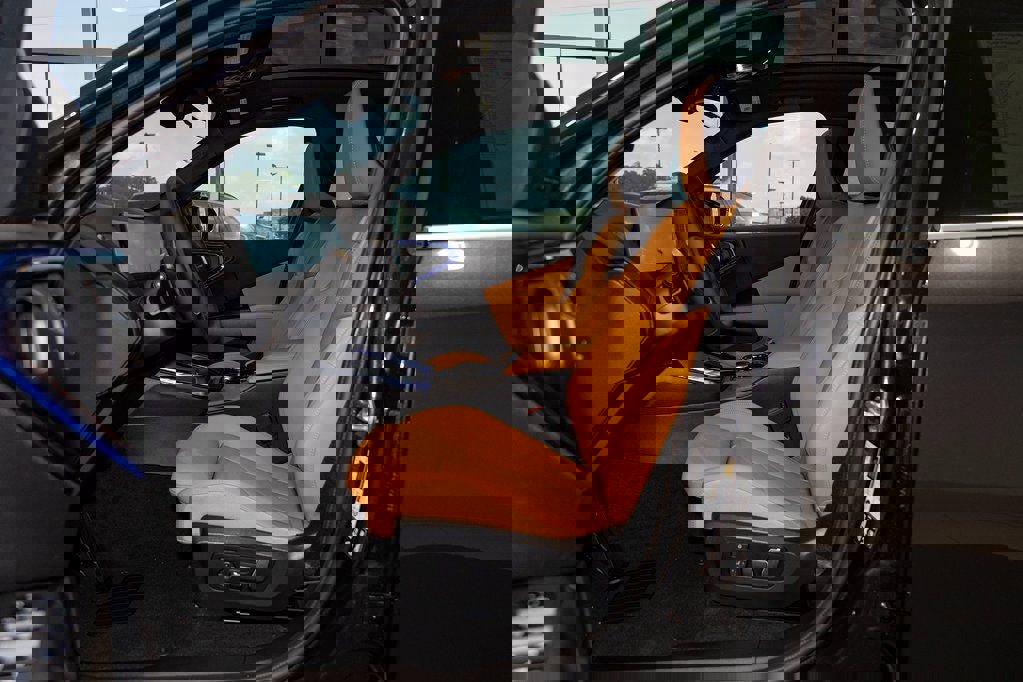 Used 2025 BMW X3 xDrive30i w/ Premium Package image 18