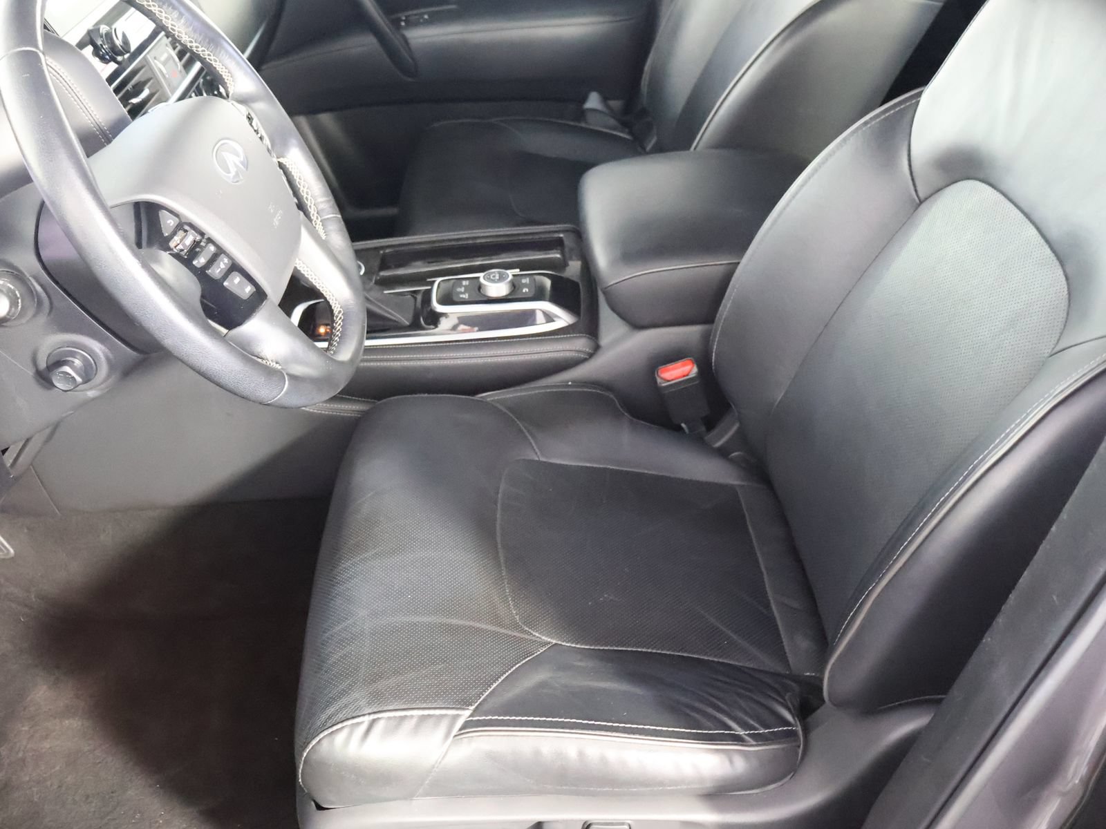 Used 2024 INFINITI QX80 Luxe AWD/4WD image 26