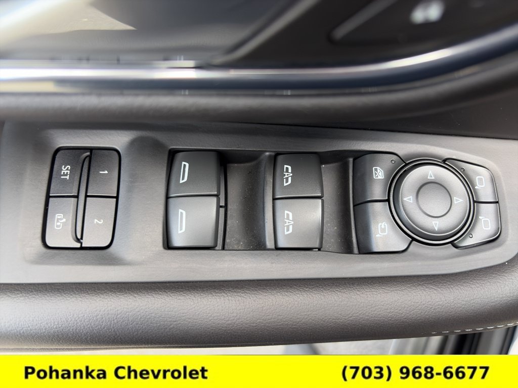 Used 2023 Chevrolet Tahoe LT w/ Luxury Package AWD/4WD image 20