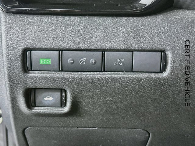 Certified 2025 Nissan Sentra SV FWD image 12