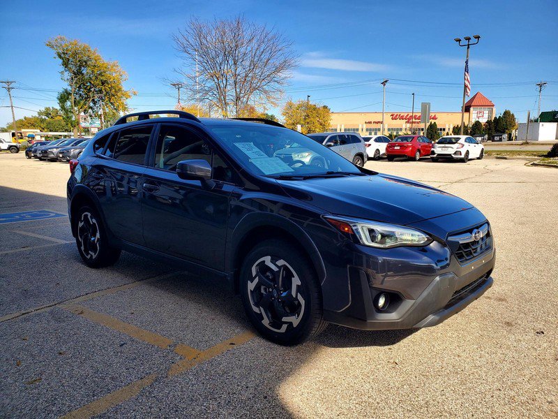 Used 2021 Subaru Crosstrek 2.5i Limited w/ Moonroof Package 1 AWD/4WD image 3