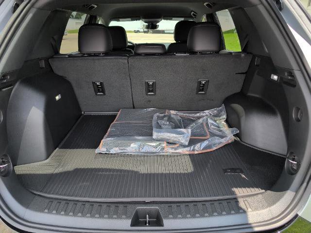 New 2026 GMC Terrain AT4 w/ Convenience Package III image 5