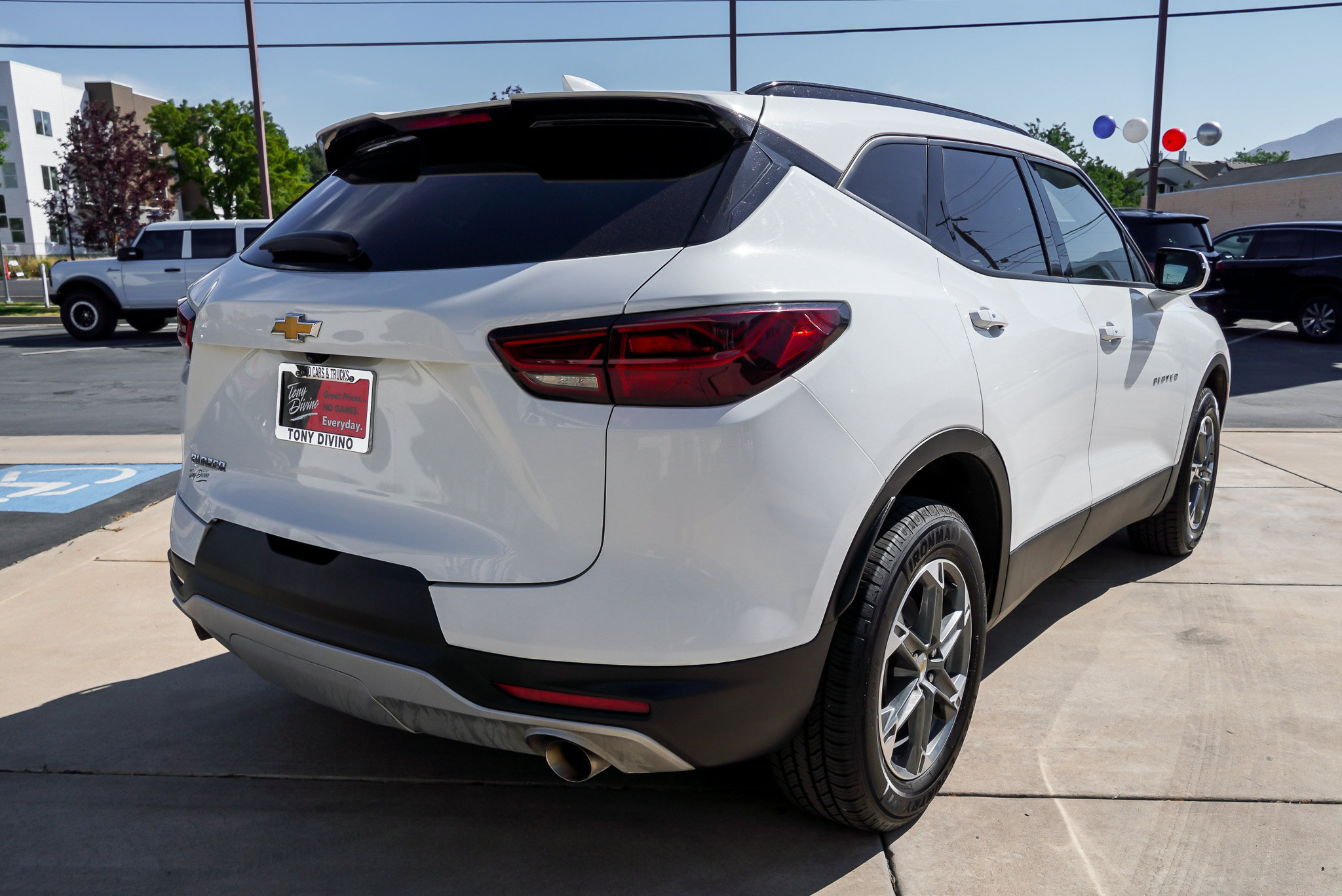 Used 2023 Chevrolet Blazer LT FWD image 8