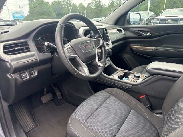 Used 2022 GMC Acadia SLE w/ Driver Convenience Package FWD image 21