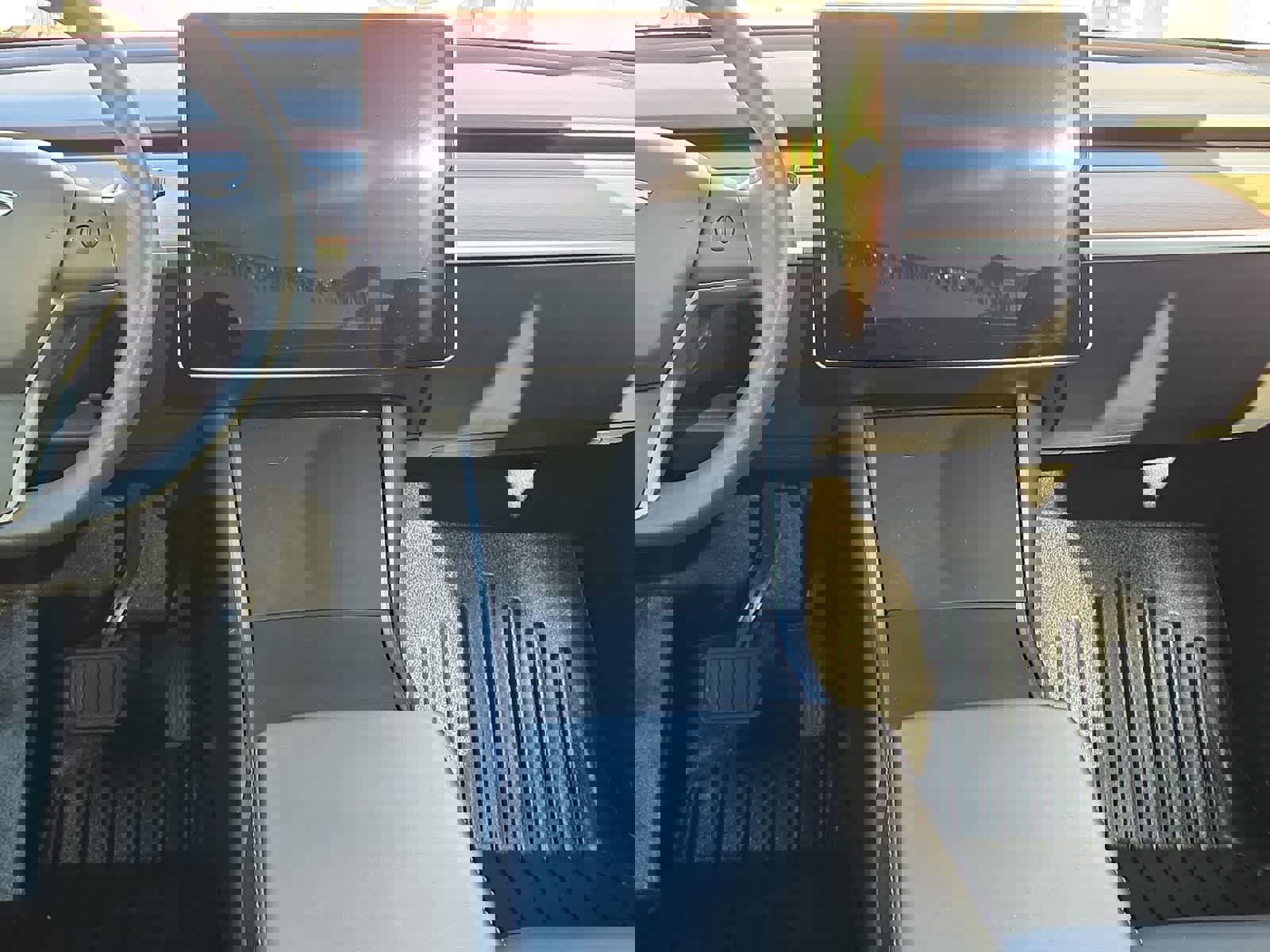 Used 2020 Tesla Model Y Long Range image 30