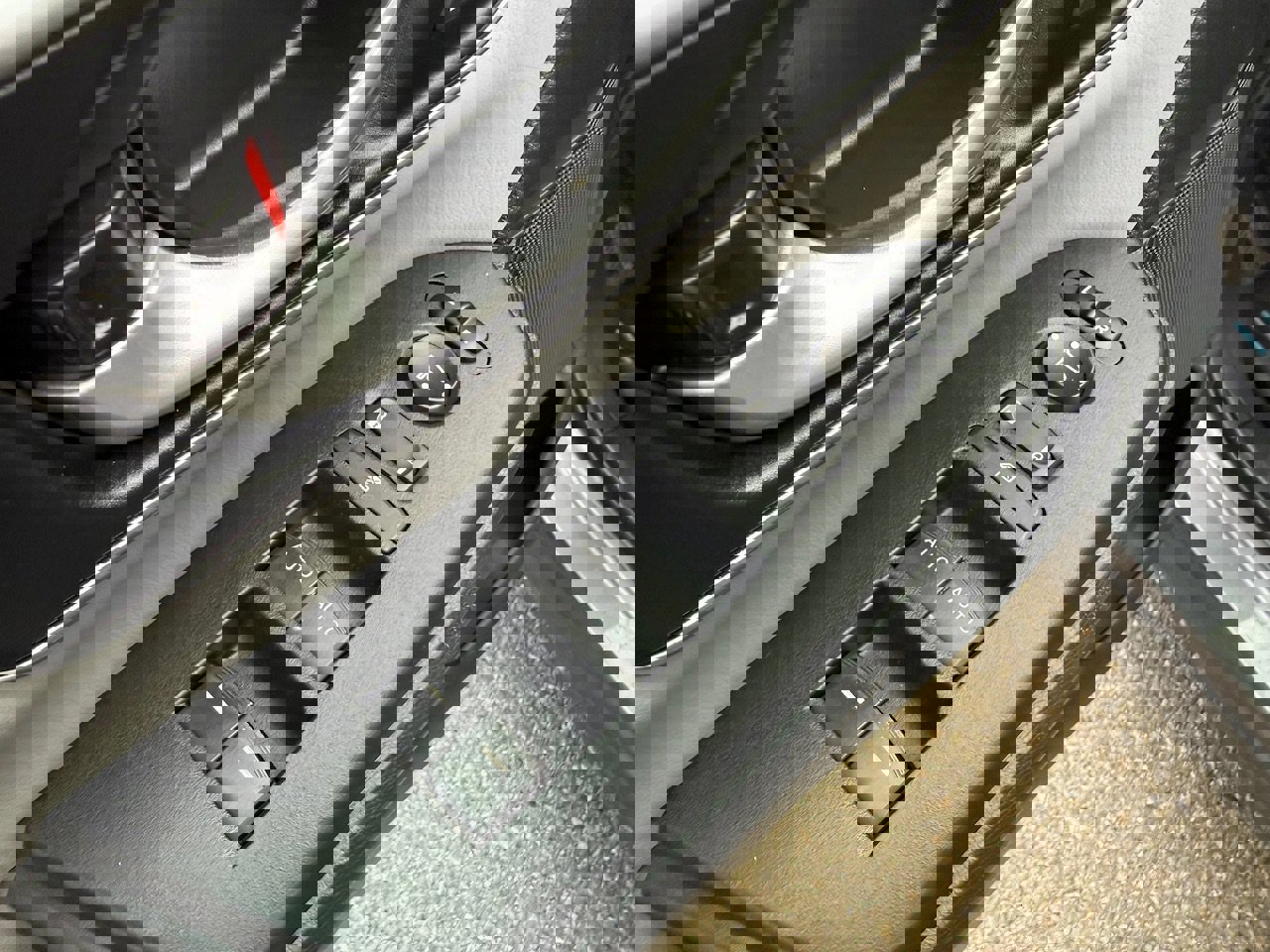 Used 2017 Honda CR-V EX-L image 11