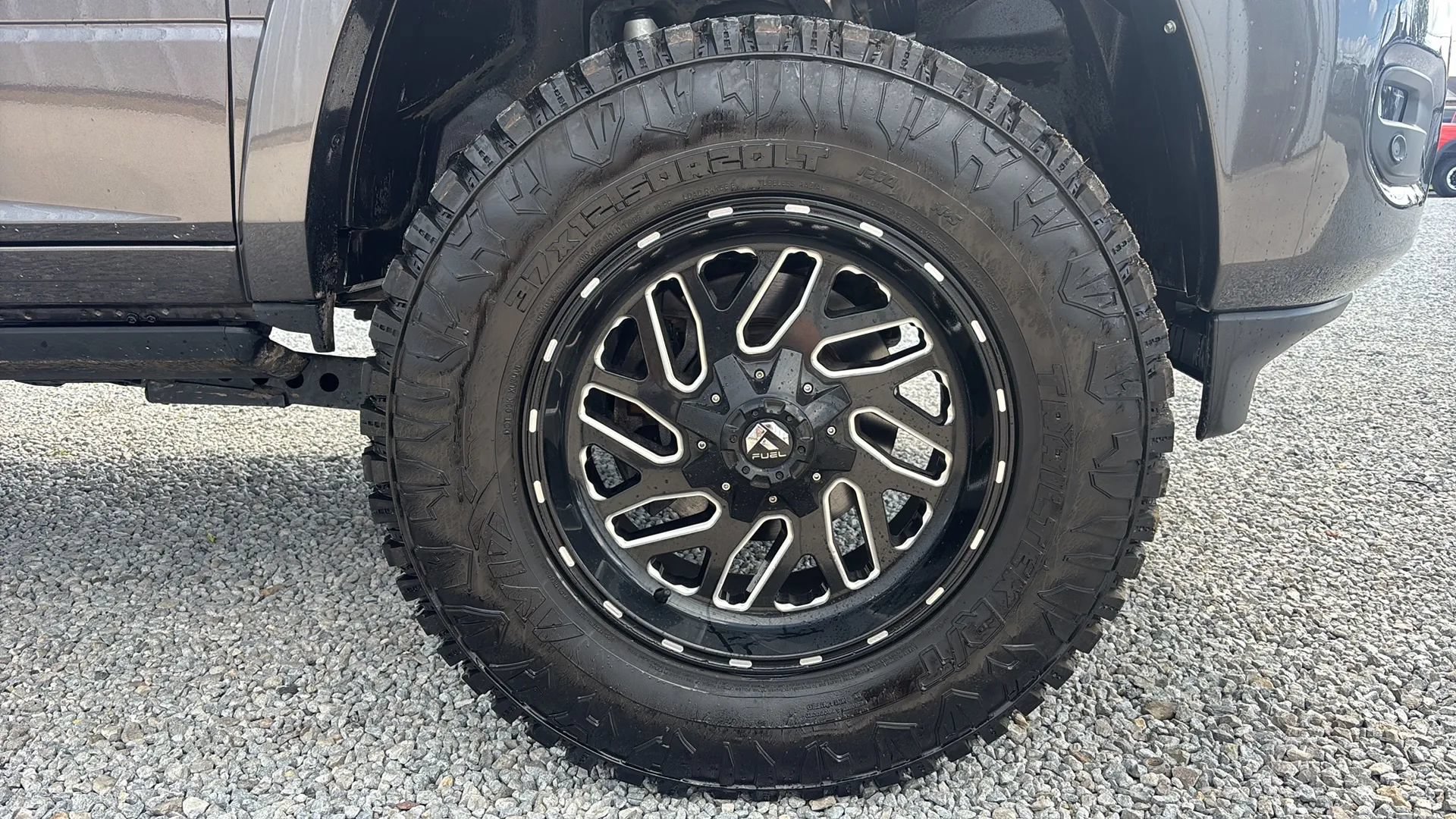 Used 2025 RAM 2500 Limited AWD/4WD image 10