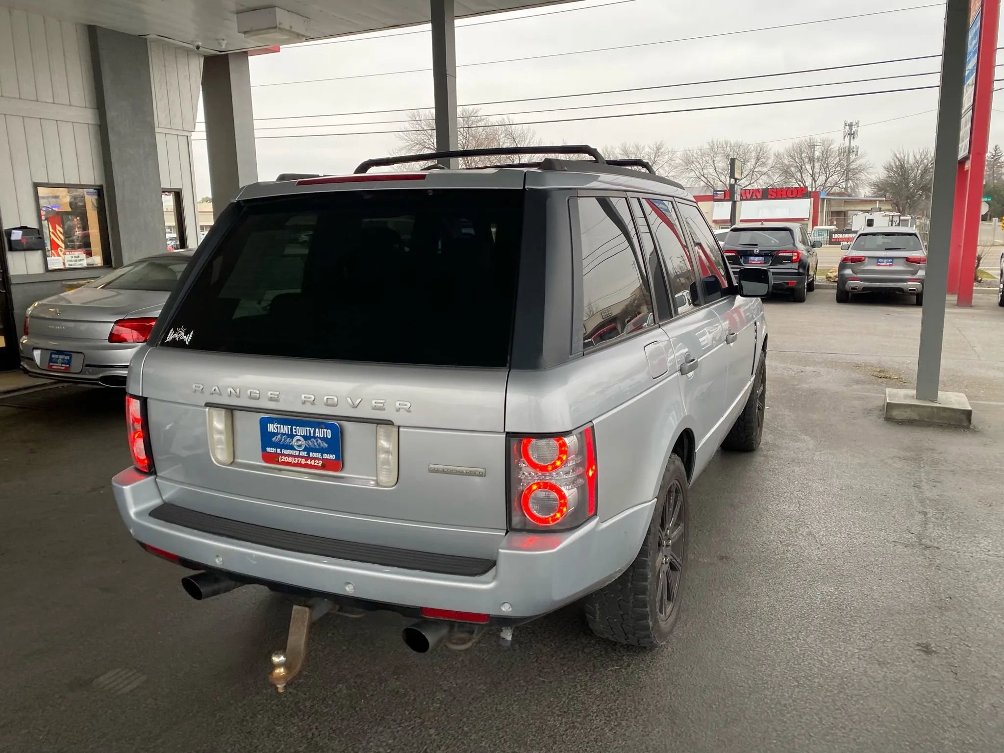 Used 2010 Land Rover Range Rover Supercharged image 14