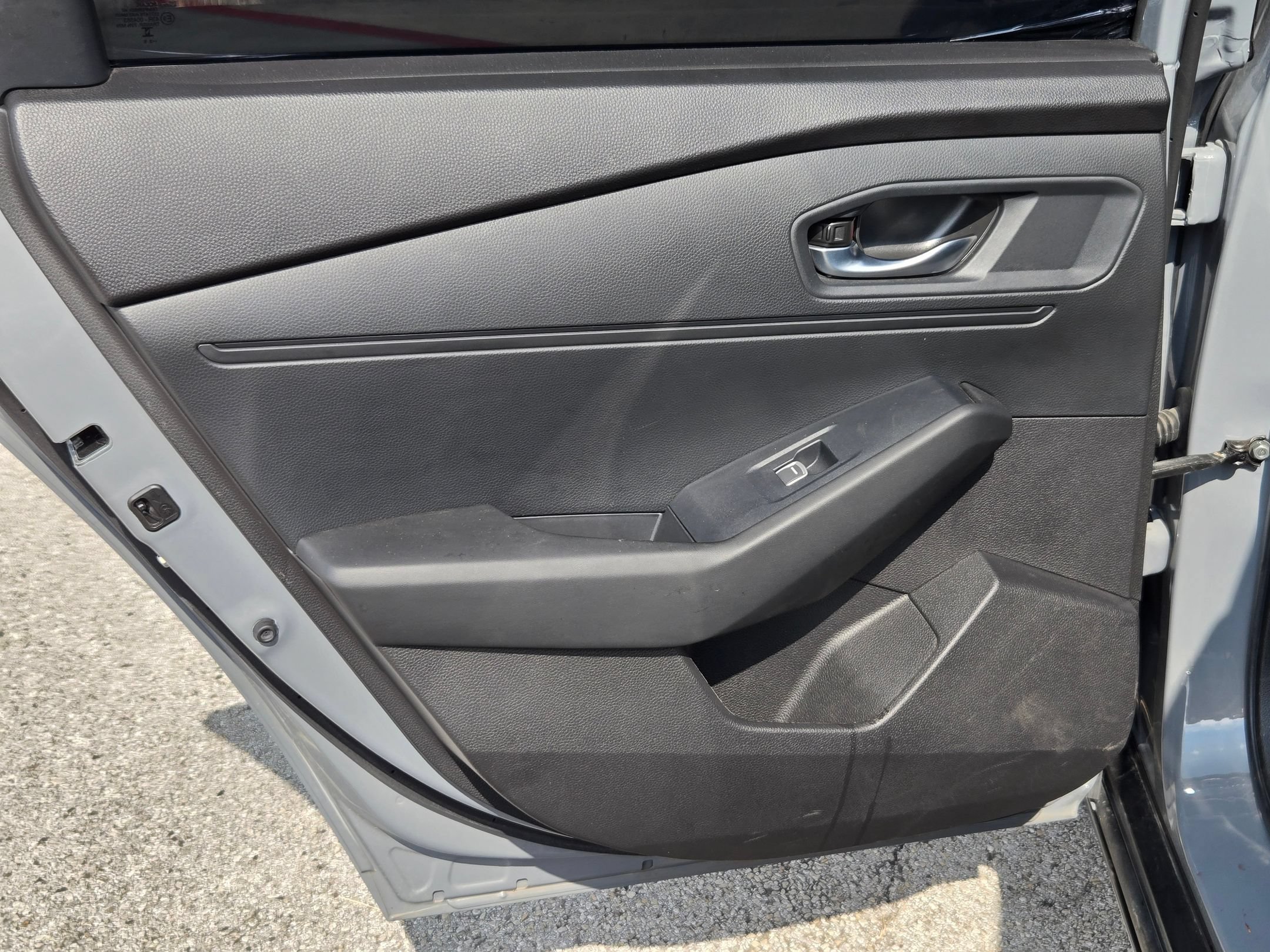 Used 2025 Honda Accord SE image 15