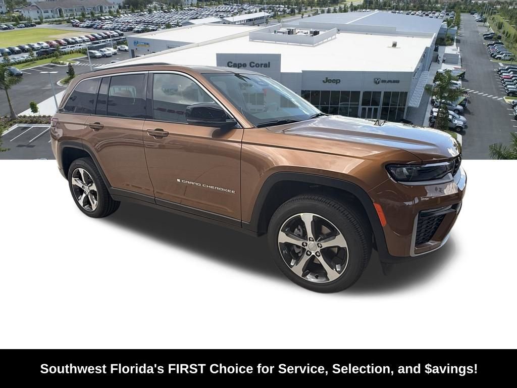 New 2026 Jeep Grand Cherokee Limited AWD/4WD image 2
