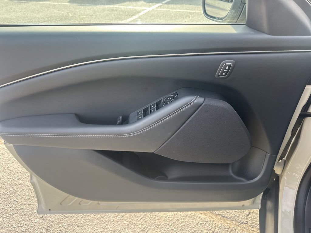 Used 2025 Ford Mustang Mach-E Select image 24