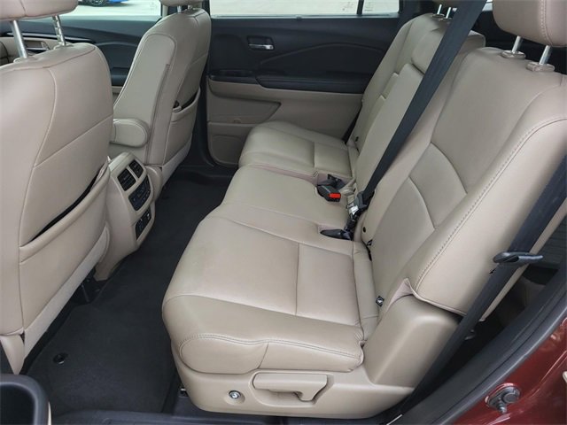 Used 2020 Honda Pilot Touring image 11