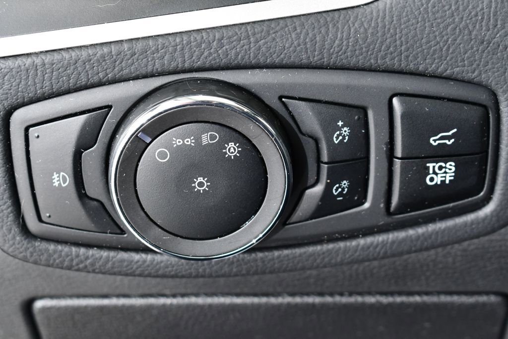 Used 2024 Ford Edge SEL w/ Convenience Package image 30