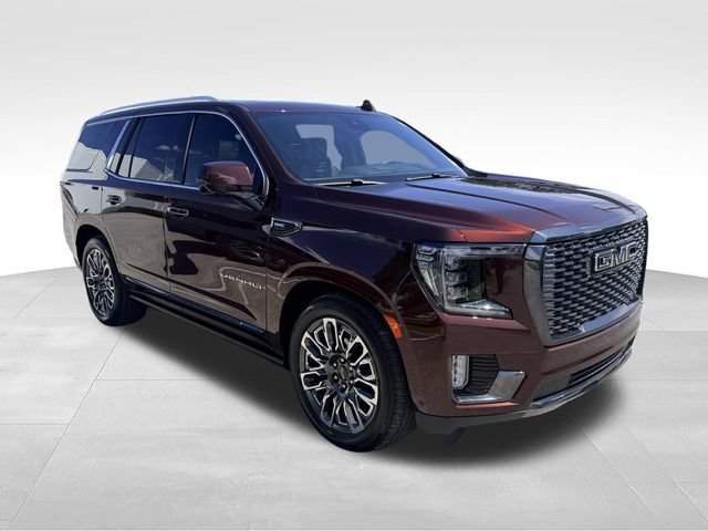 Used 2023 GMC Yukon Denali Ultimate AWD/4WD image 3