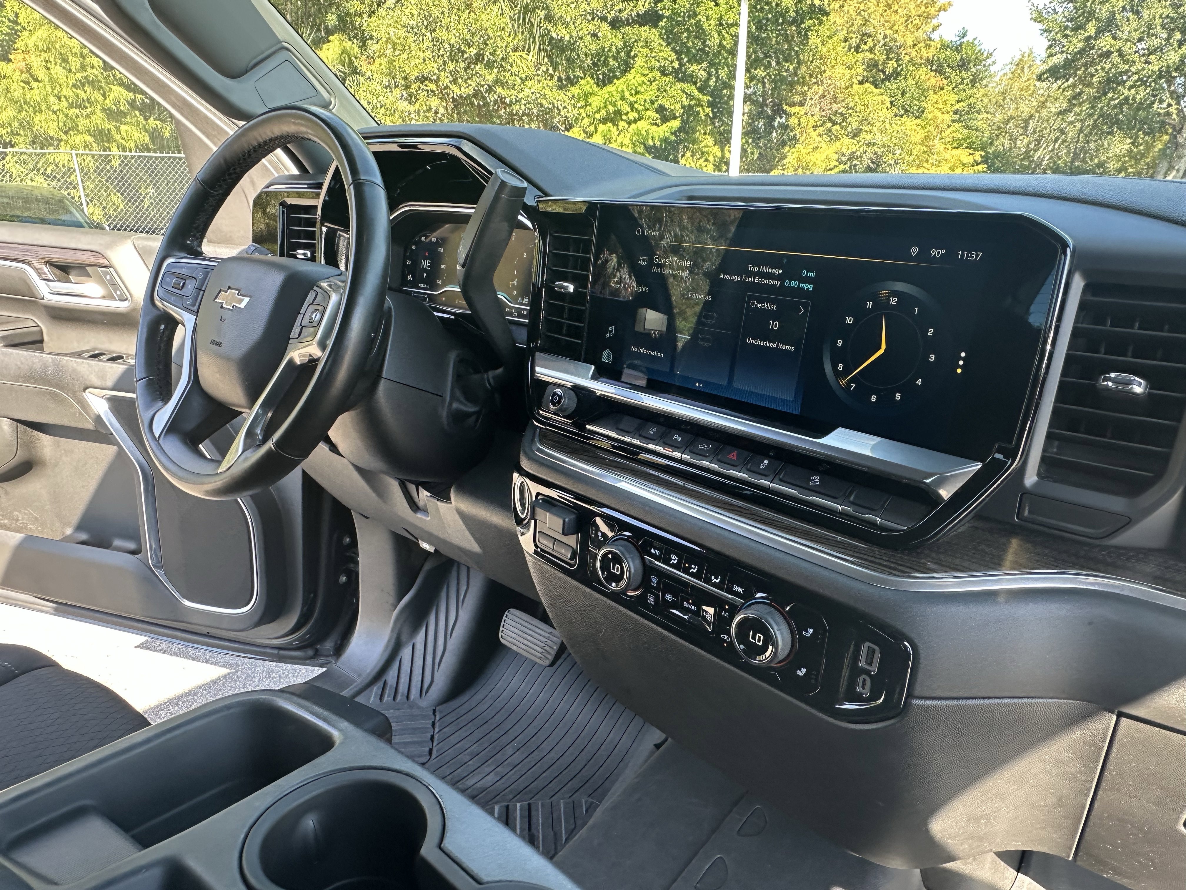 Certified 2024 Chevrolet Silverado 2500 LT w/ All Star Edition image 15