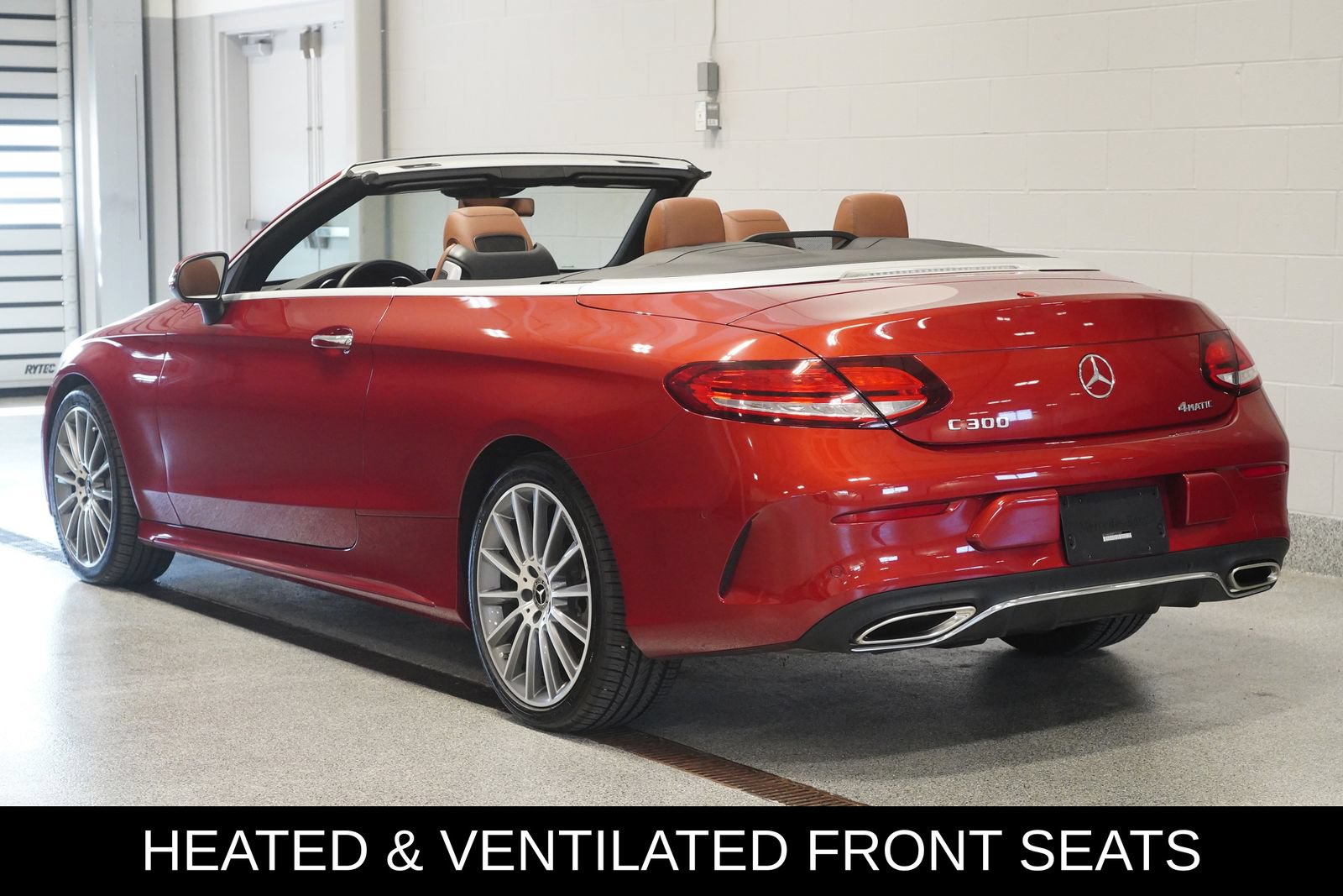 Used 2023 Mercedes-Benz C 300 4MATIC Cabriolet image 4