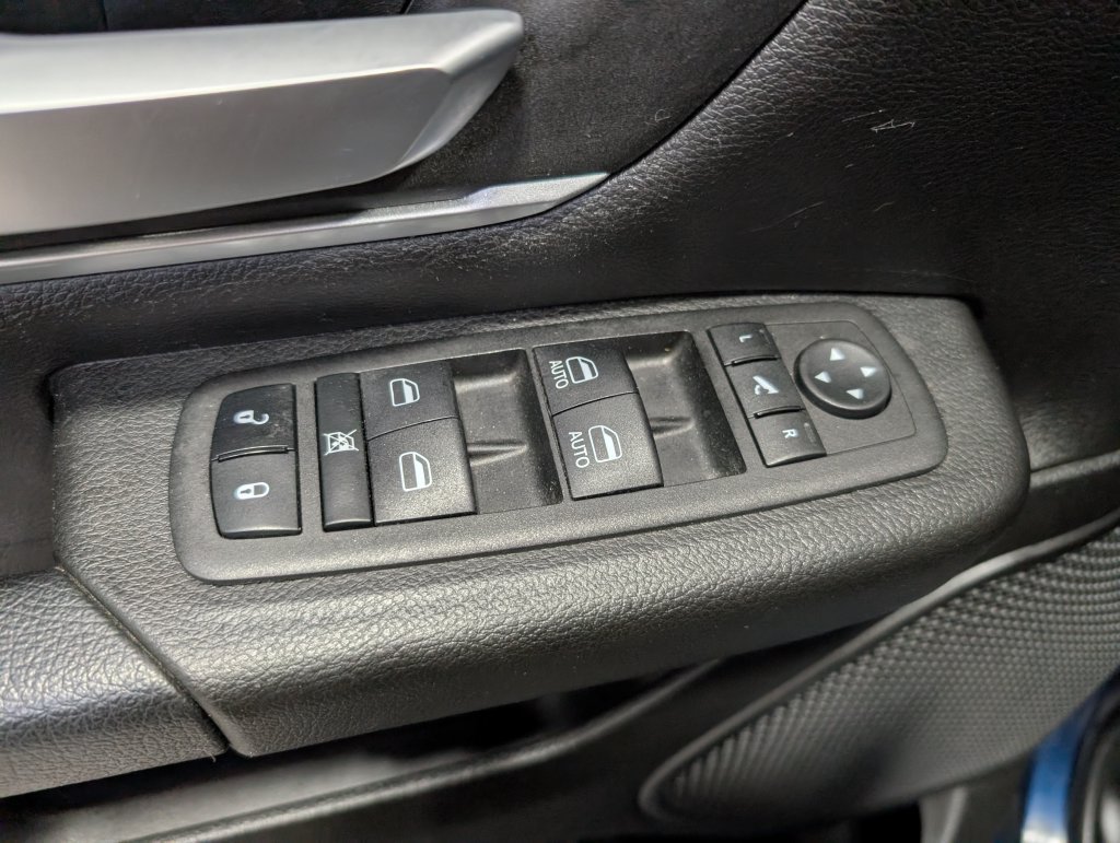 Used 2023 RAM 1500 Big Horn AWD/4WD image 13