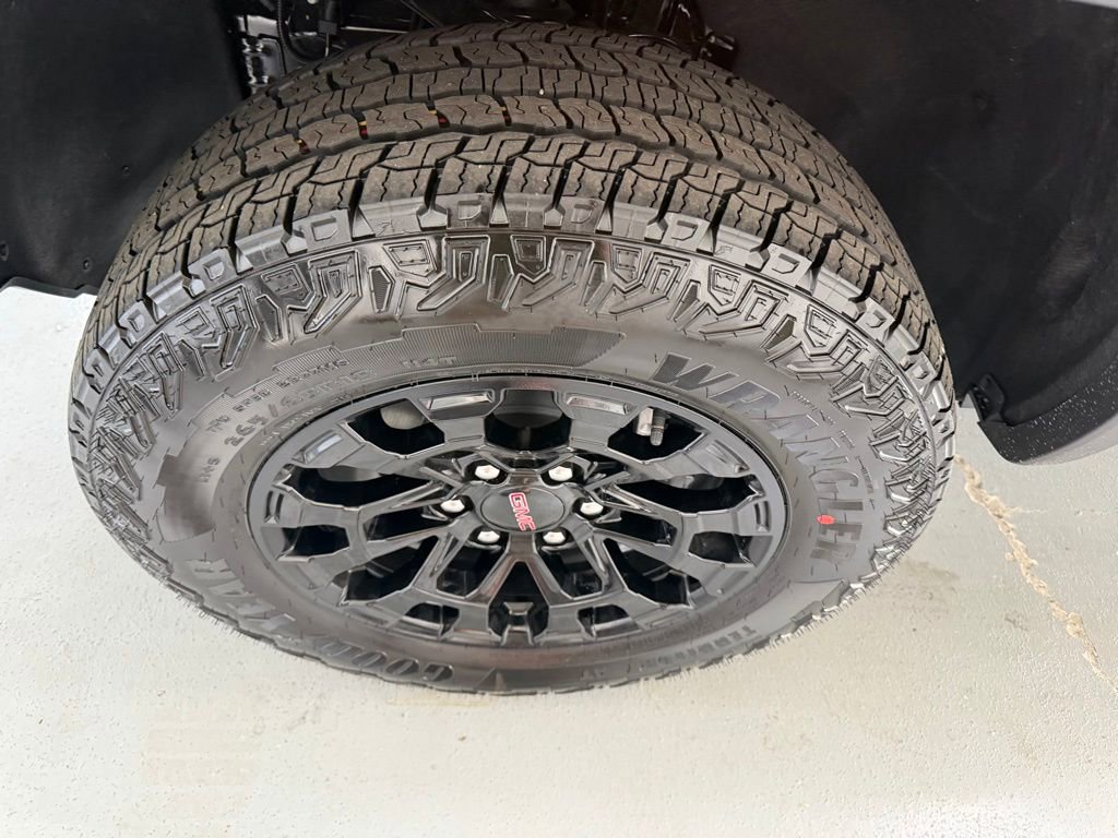 New 2026 GMC Canyon Elevation image 6