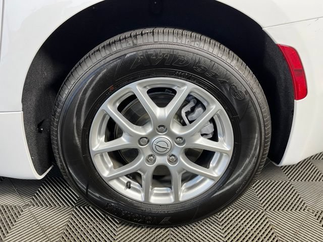 Used 2026 Chrysler Pacifica Select FWD image 10