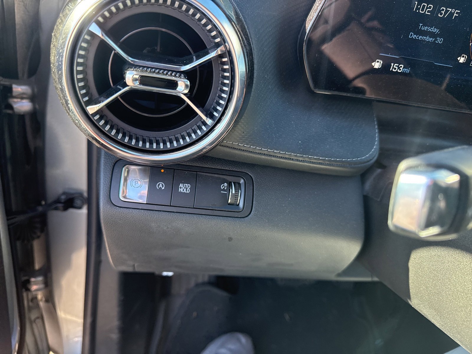 Used 2025 Chevrolet Equinox LT w/ Convenience Package II image 20