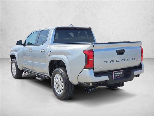 Certified 2025 Toyota Tacoma SR5 AWD/4WD image 7