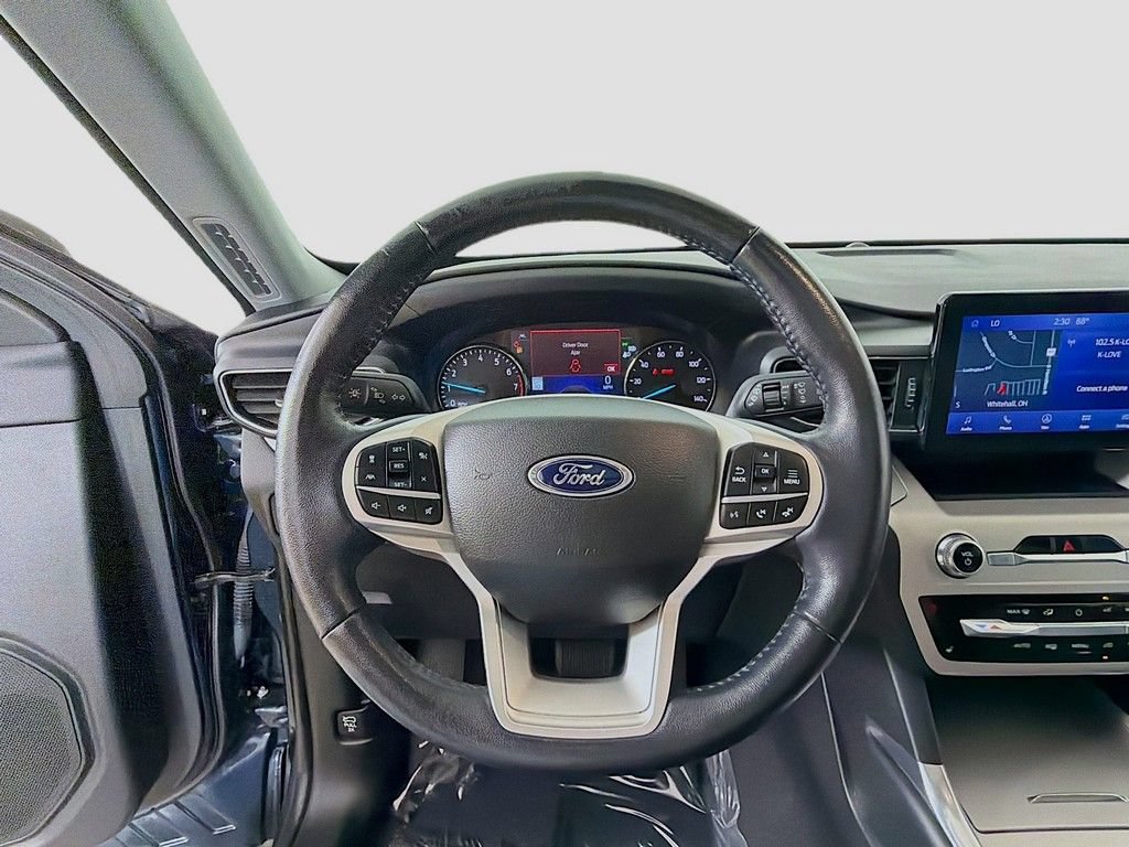 Used 2023 Ford Explorer XLT w/ Equipment Group 202A AWD/4WD image 36