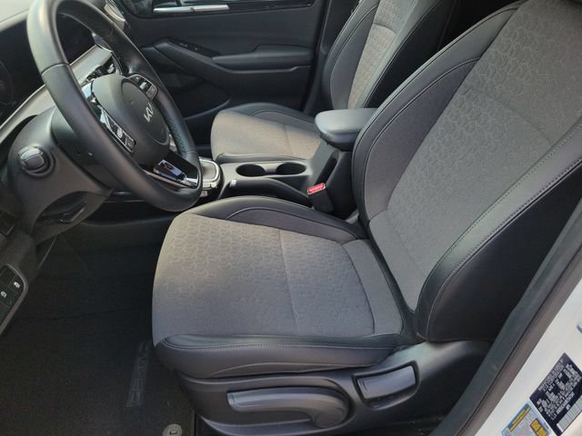 Used 2024 Kia Seltos S AWD/4WD image 16